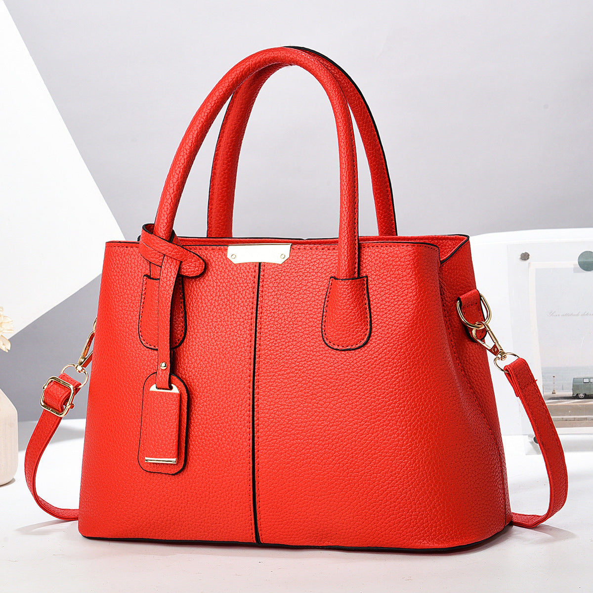 Women PU Leather Handbags Ladies Large Capacity Shoulder Bags New Fashion Crossbody Bags Bright Red 30x21x13