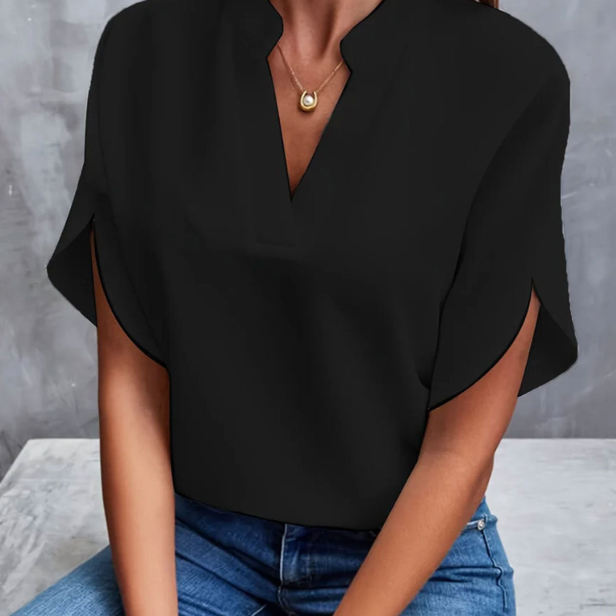 Summer Short-sleeved Chiffon Shirt New V-neck Shirt Women's Casual Versatile Clothing Black